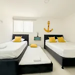 Apartamentos Frente Al Mar Iroka -By Bedviajes